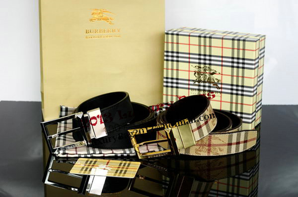 Burberry Belt B4009 Gold Burberry Belt B4009 Gold