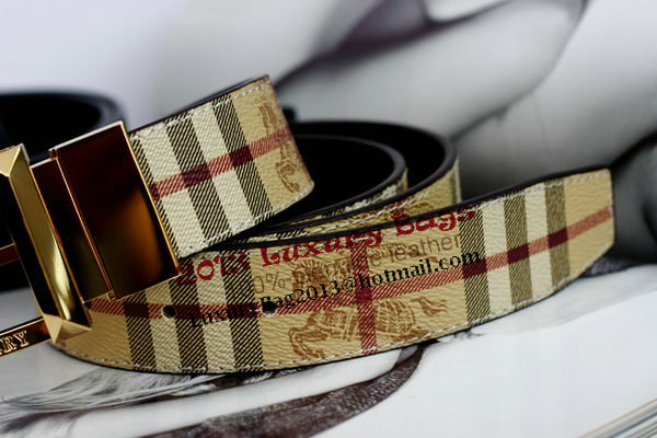 Burberry Belt B4009 Gold Burberry Belt B4009 Gold