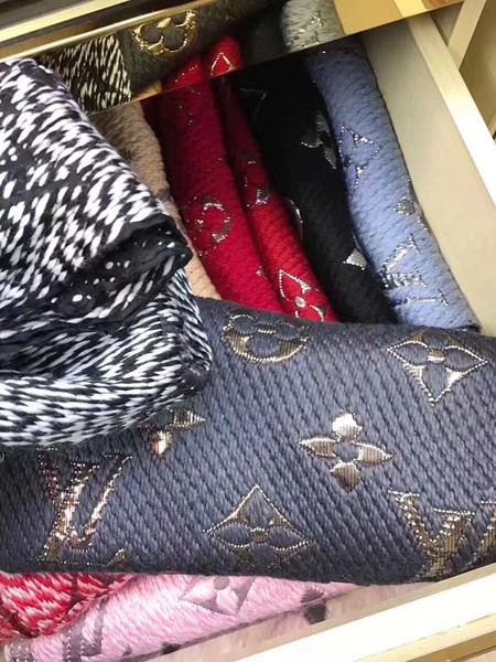 Louis Vuitton Scarf LVS7759E Louis Vuitton Scarf LVS7759E