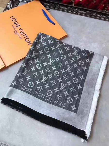 Louis Vuitton Scarf LVS9219I Louis Vuitton Scarf LVS9219I
