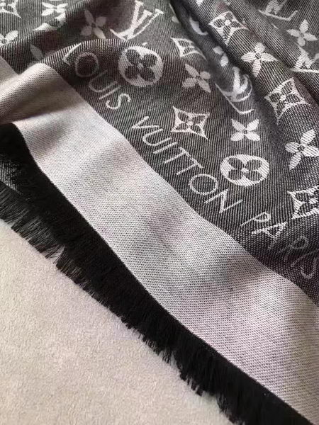 Louis Vuitton Scarf LVS9219I Louis Vuitton Scarf LVS9219I
