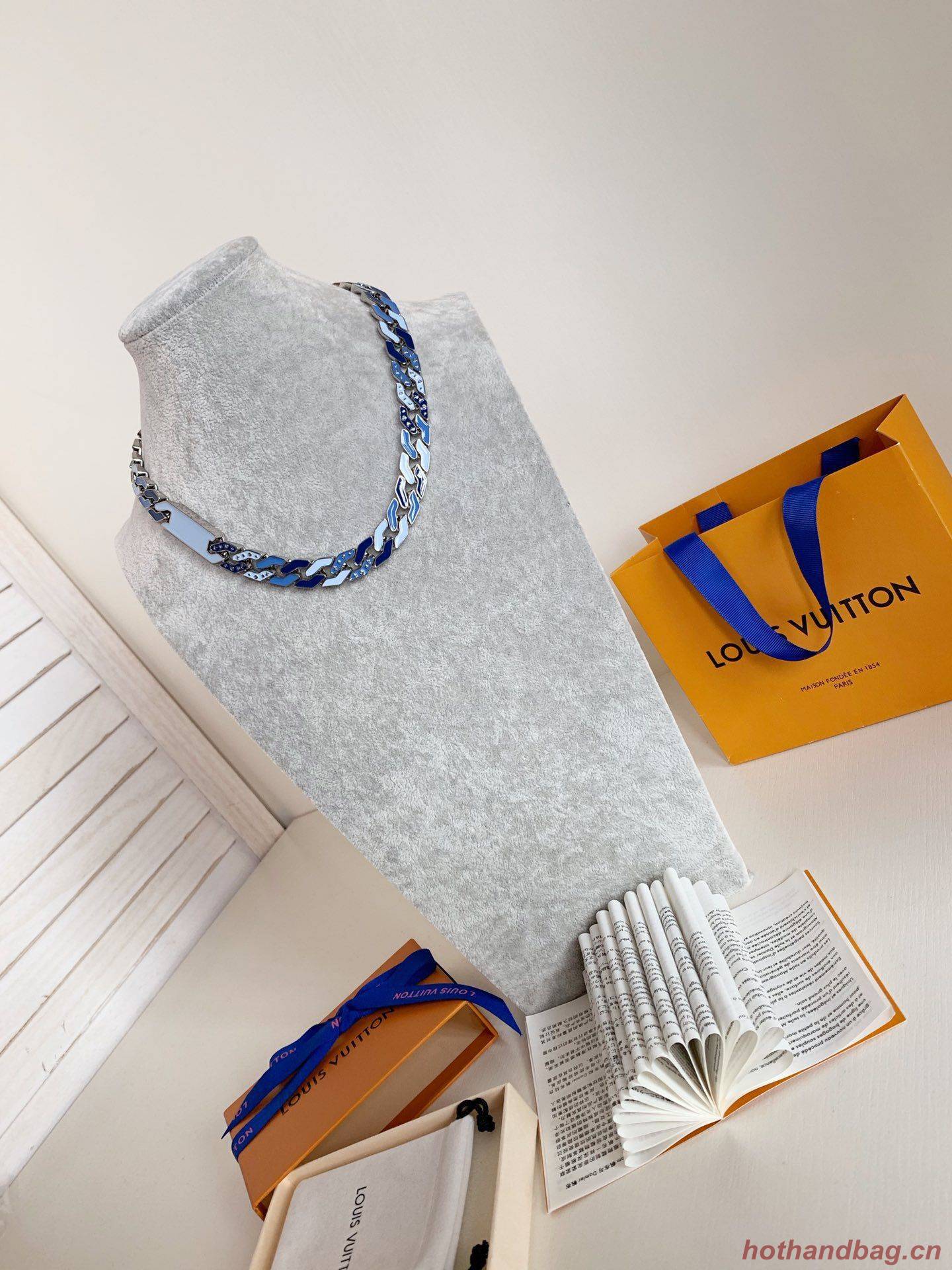 Louis Vuitton Necklace Or Bracelet LV6599 Louis Vuitton Necklace Or Bracelet LV6599