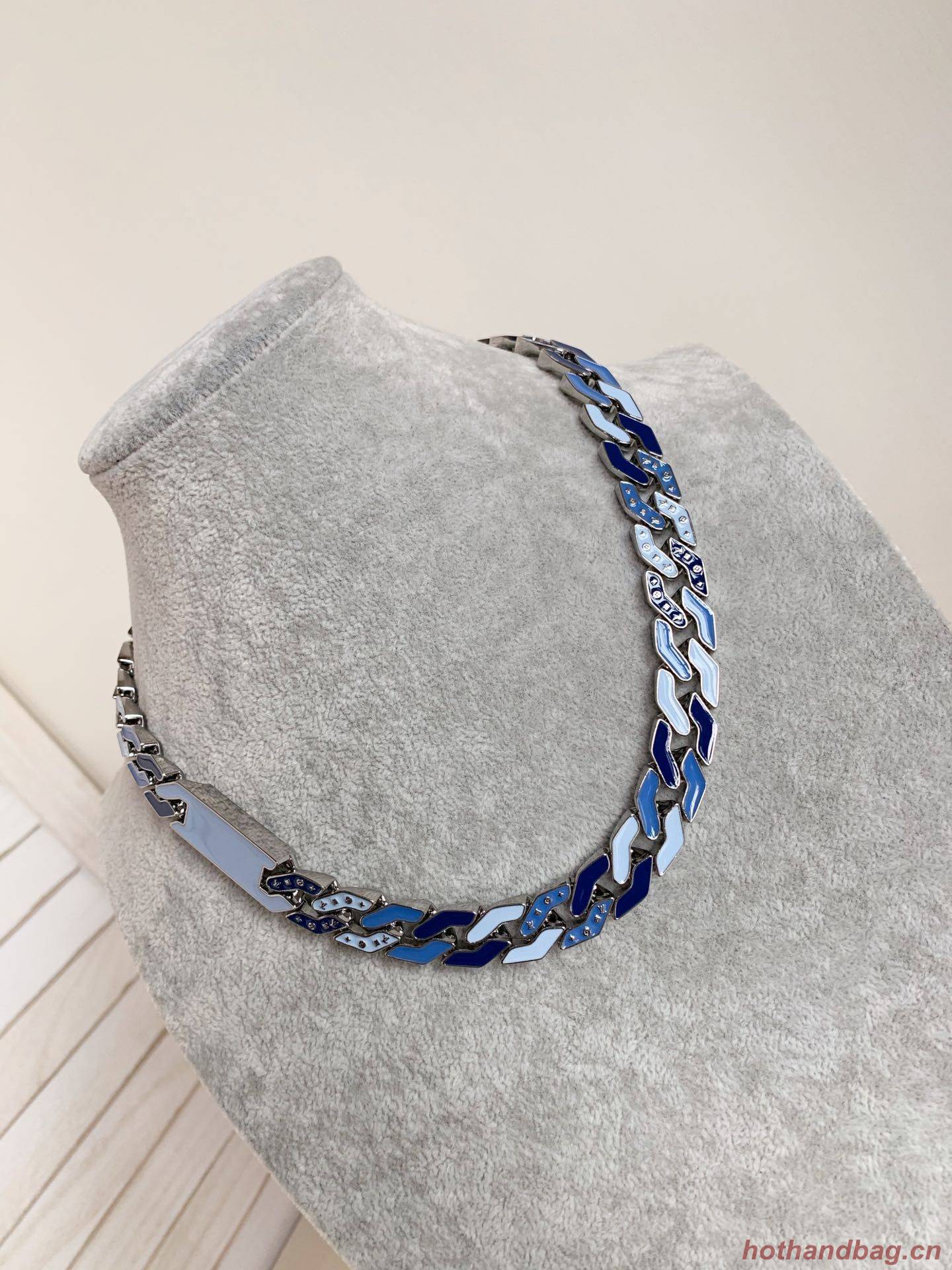 Louis Vuitton Necklace Or Bracelet LV6599 Louis Vuitton Necklace Or Bracelet LV6599