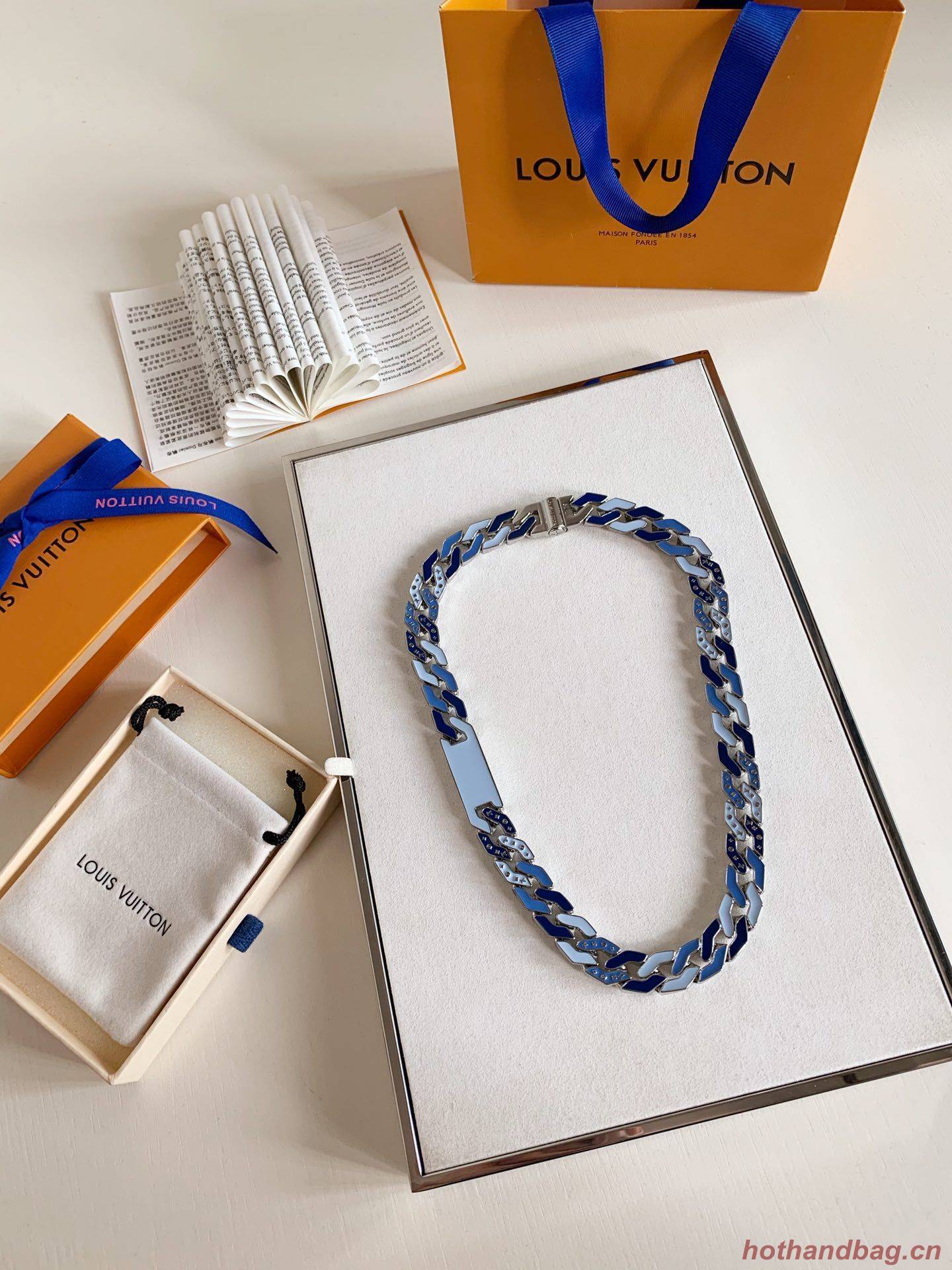 Louis Vuitton Necklace Or Bracelet LV6599 Louis Vuitton Necklace Or Bracelet LV6599