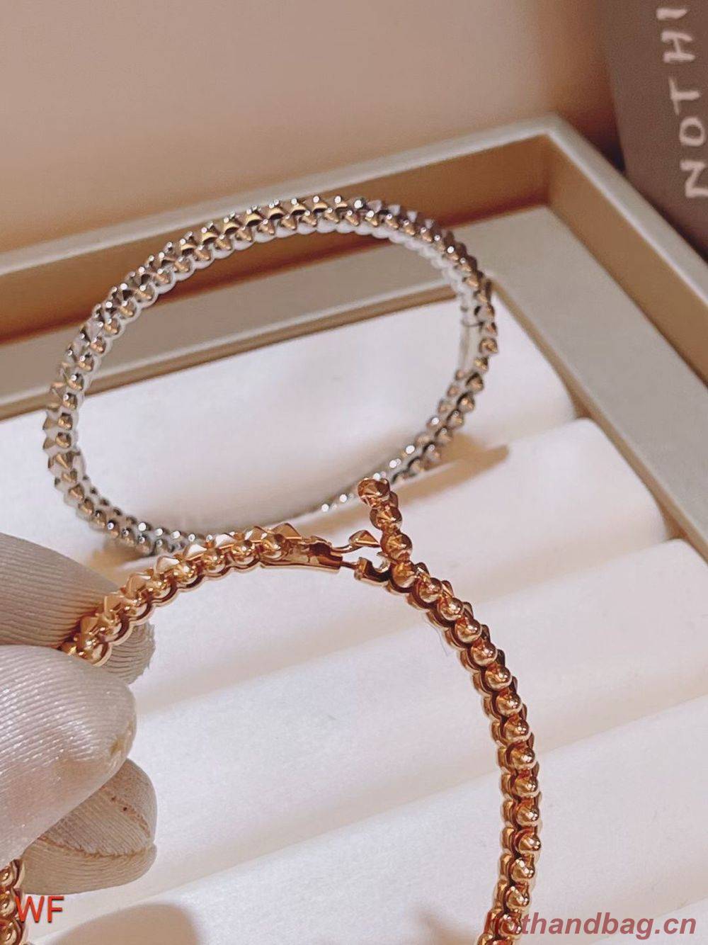 Cartier Bracelet CB5776 Cartier Bracelet CB5776
