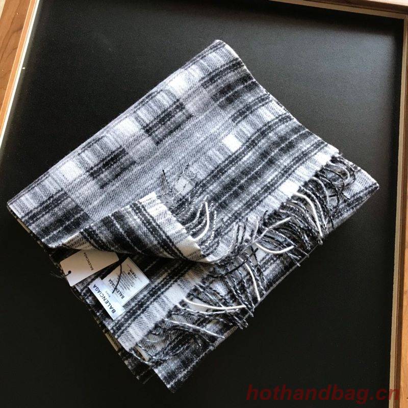 Balenciaga Scarf BG01563 Balenciaga Scarf BG01563