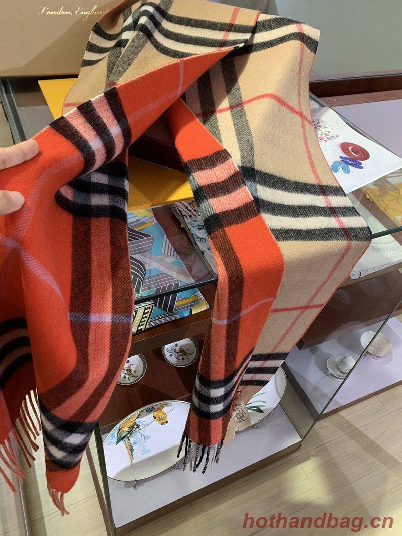 Burberry Scarf B00261 Burberry Scarf B00261