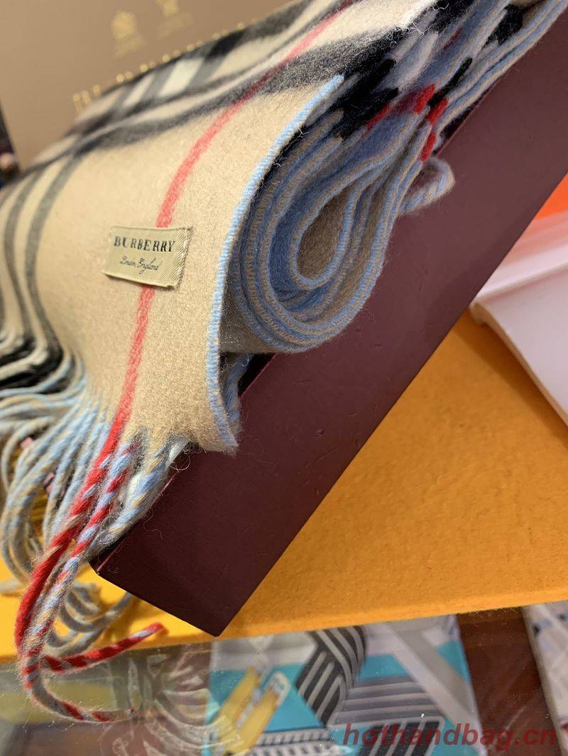 Burberry Scarf B00262 Burberry Scarf B00262