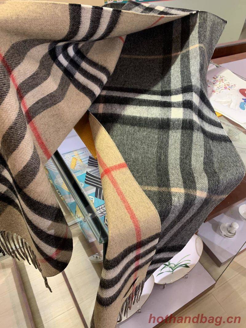Burberry Scarf B00263 Burberry Scarf B00263