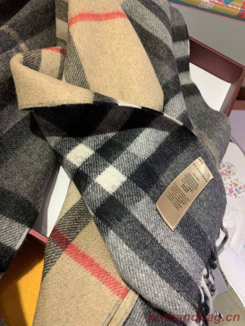 Burberry Scarf B00263 Burberry Scarf B00263
