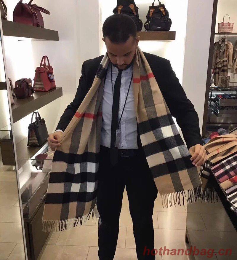 Burberry Scarf B00269 Burberry Scarf B00269