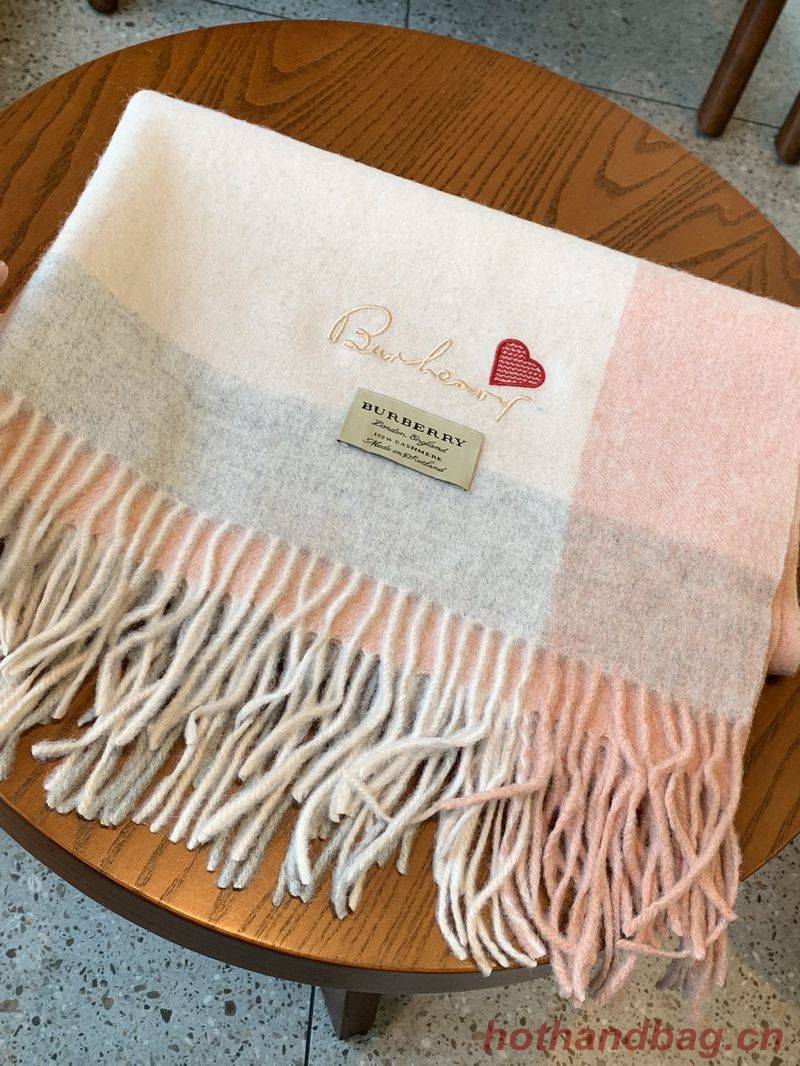 Burberry Scarf B00280 Burberry Scarf B00280