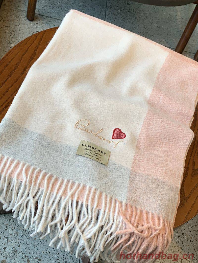 Burberry Scarf B00280 Burberry Scarf B00280