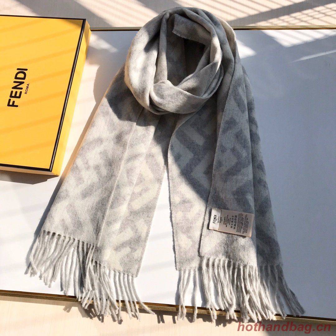 Fendi Scarf F00018 Fendi Scarf F00018