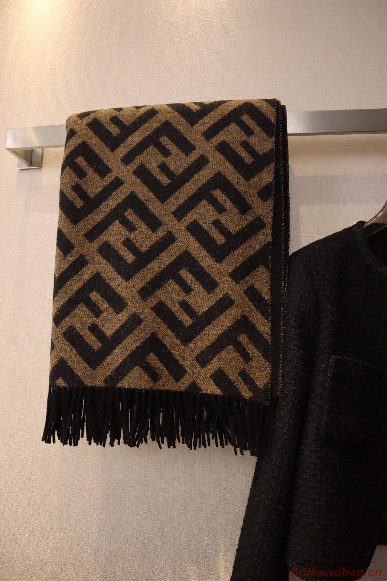 Fendi Scarf F00036 Fendi Scarf F00036