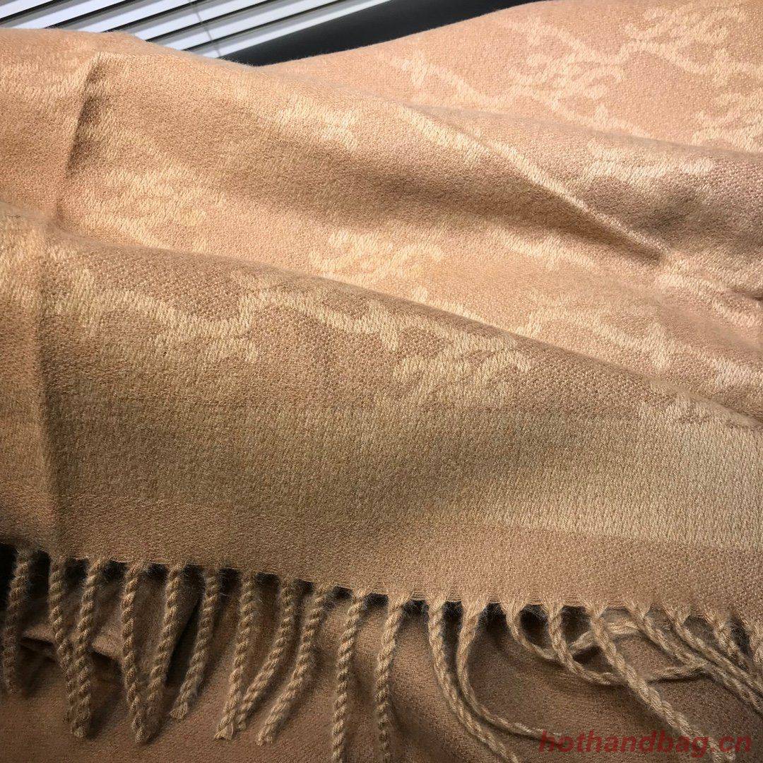 Fendi Scarf F00037 Fendi Scarf F00037
