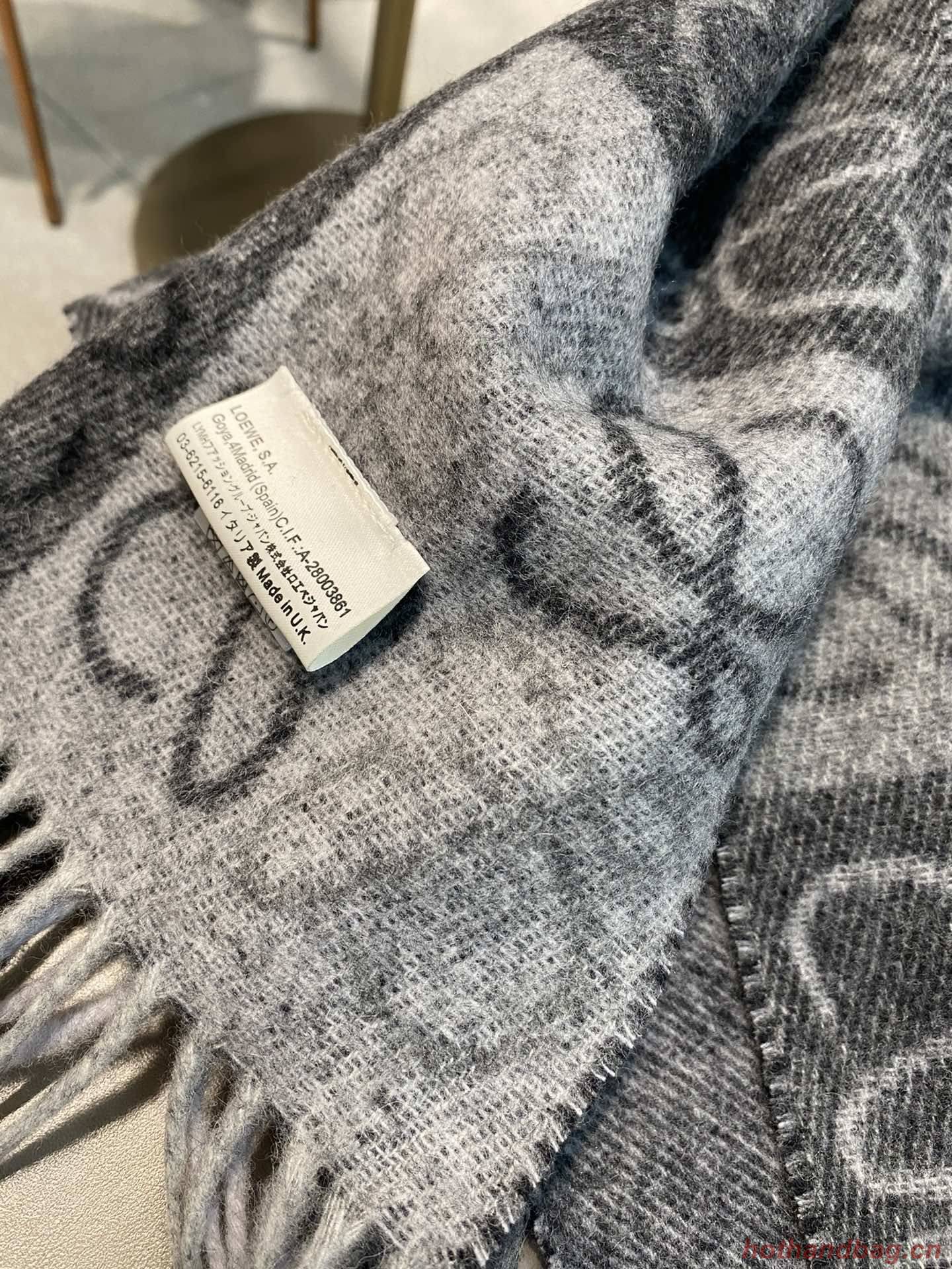 Loewe Scarf L00008 Loewe Scarf L00008