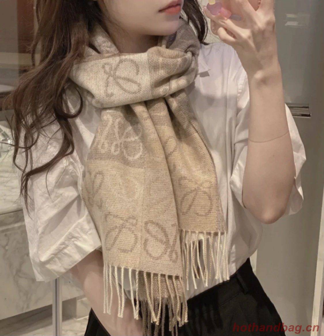 Loewe Scarf L00010 Loewe Scarf L00010