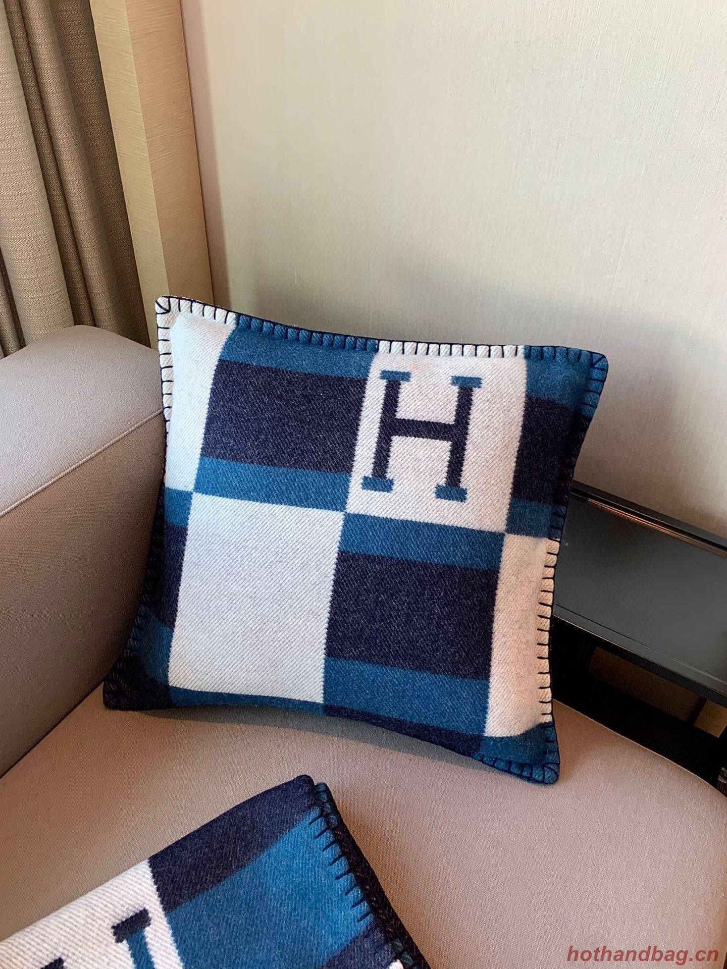 Hermes Pillow 18234 Navy Hermes Pillow 18234 Navy