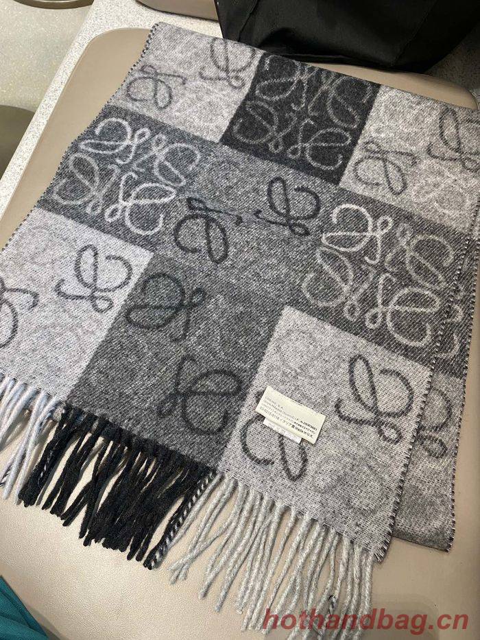 Loewe Scarf LOC00011 Loewe Scarf LOC00011