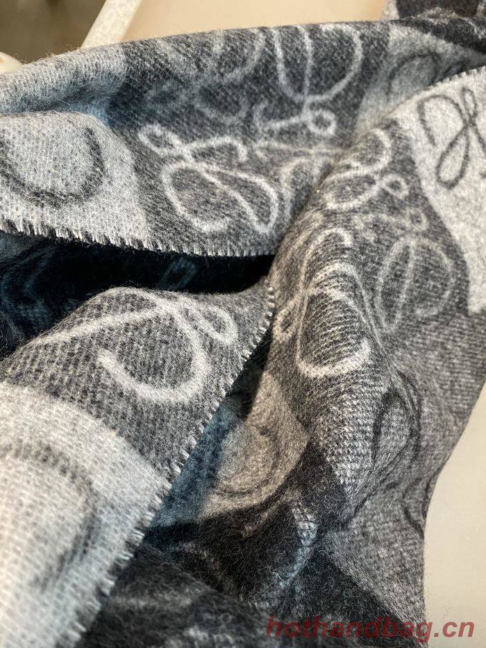 Loewe Scarf LOC00011 Loewe Scarf LOC00011
