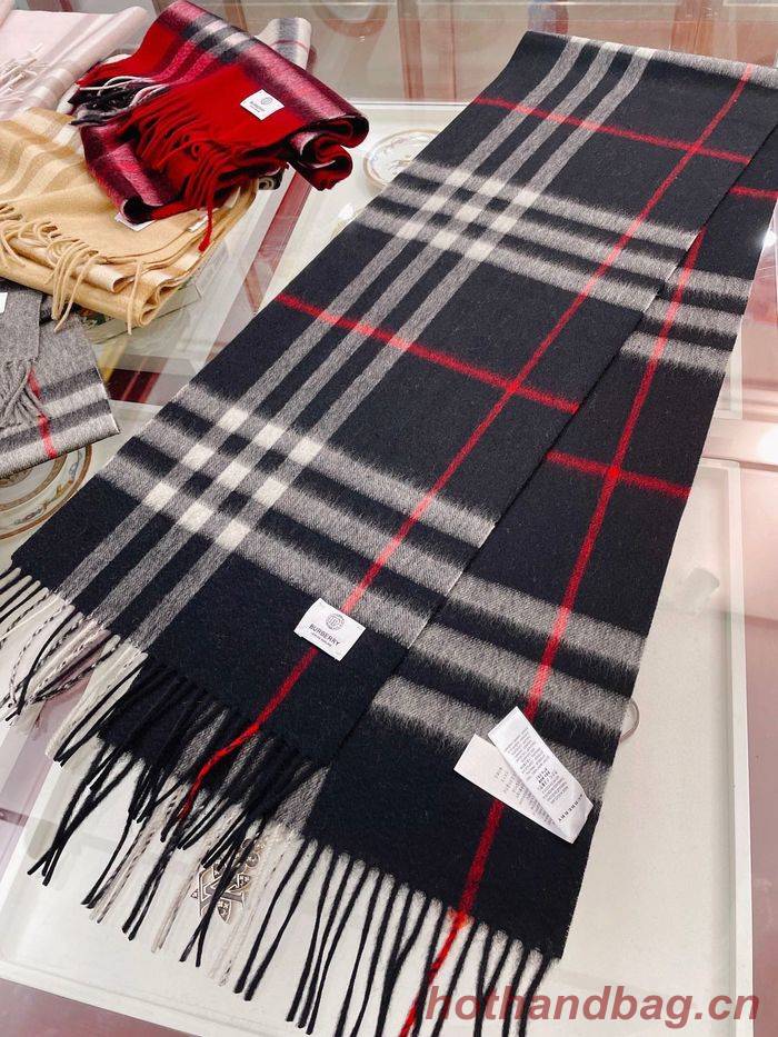 Burberry Scarf BBC00009 Burberry Scarf BBC00009