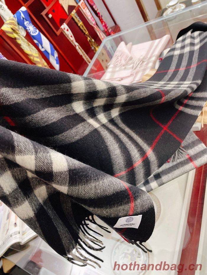 Burberry Scarf BBC00009 Burberry Scarf BBC00009