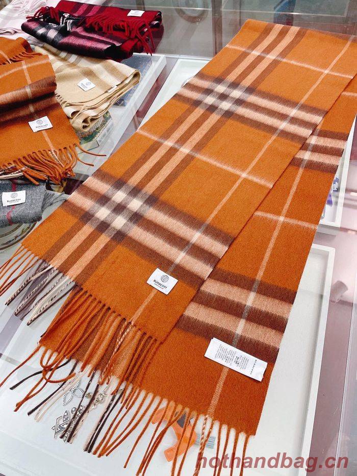 Burberry Scarf BBC00015 Burberry Scarf BBC00015