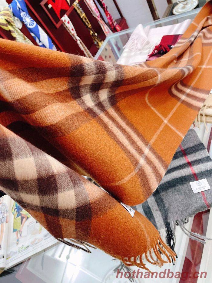 Burberry Scarf BBC00015 Burberry Scarf BBC00015