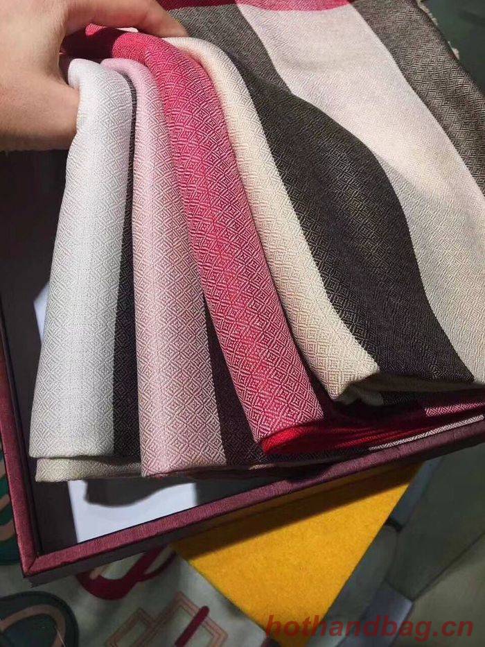 Burberry Scarf BBC00040 Burberry Scarf BBC00040