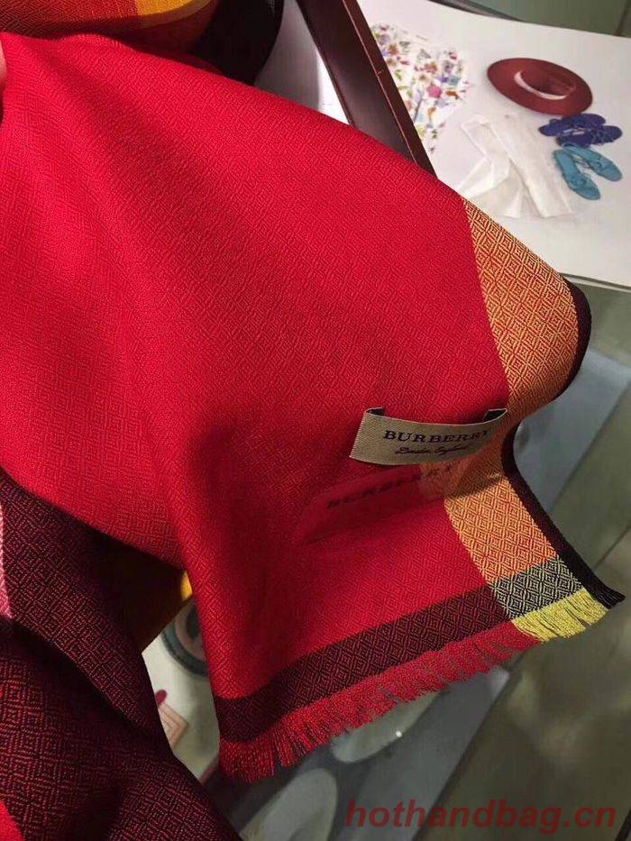 Burberry Scarf BBC00041 Burberry Scarf BBC00041