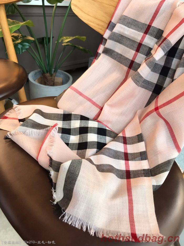Burberry Scarf BBC00047 Burberry Scarf BBC00047