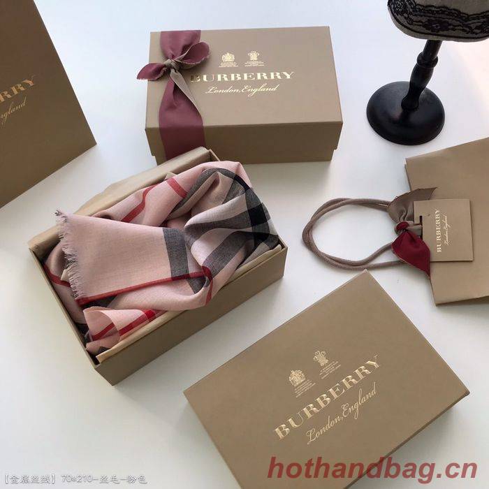 Burberry Scarf BBC00047 Burberry Scarf BBC00047