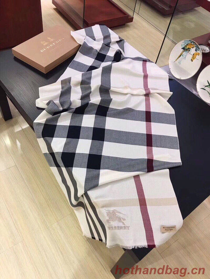 Burberry Scarf BBC00054 Burberry Scarf BBC00054