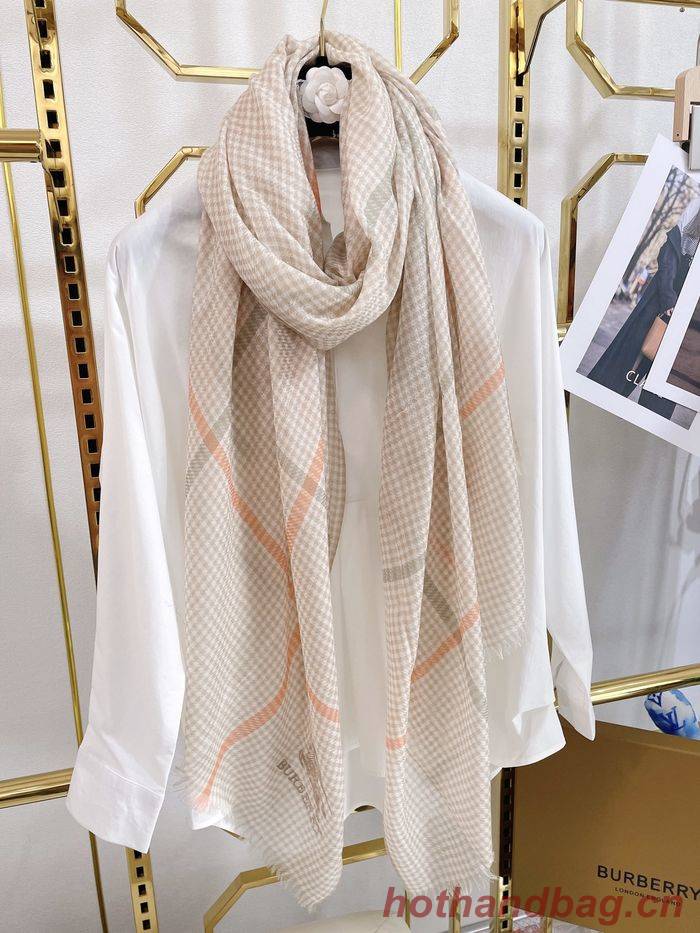 Burberry Scarf BBC00075 Burberry Scarf BBC00075
