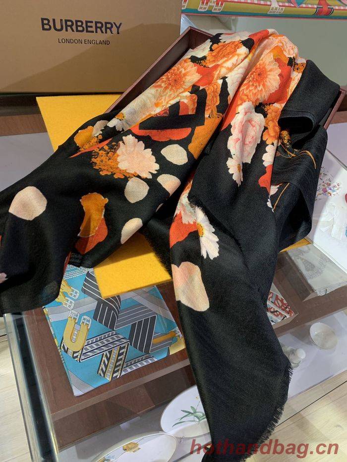 Burberry Scarf BBC00095 Burberry Scarf BBC00095