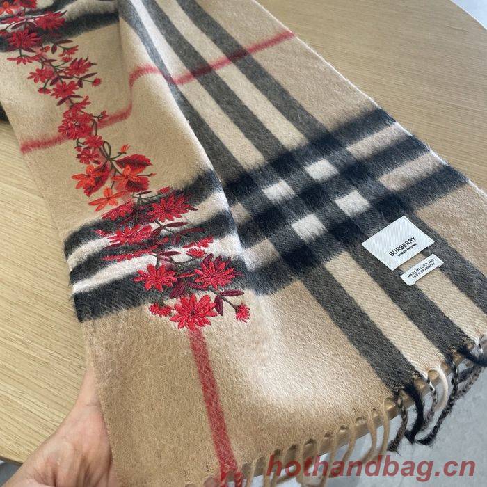 Burberry Scarf BBC00120 Burberry Scarf BBC00120