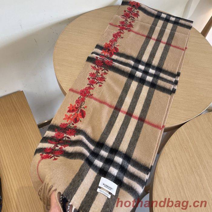 Burberry Scarf BBC00120 Burberry Scarf BBC00120