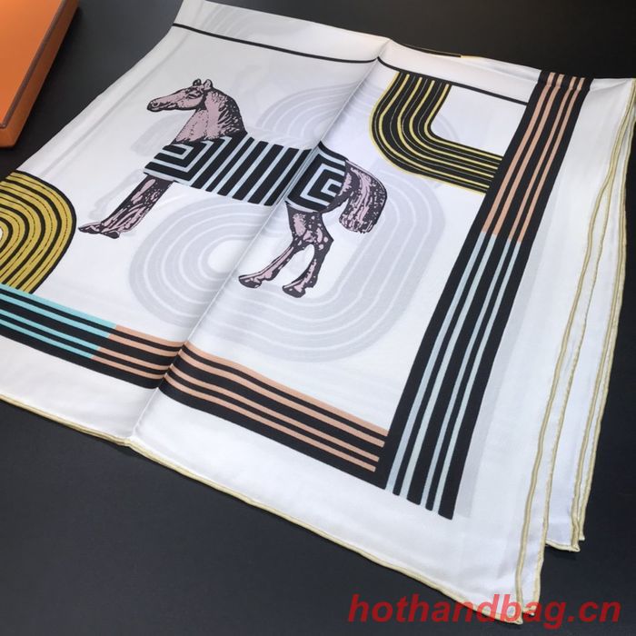 Hermes Scarf HEC00210 Hermes Scarf HEC00210