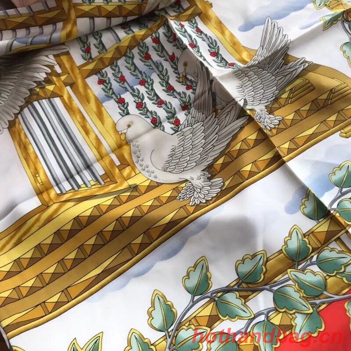Hermes Scarf HEC00311 Hermes Scarf HEC00311