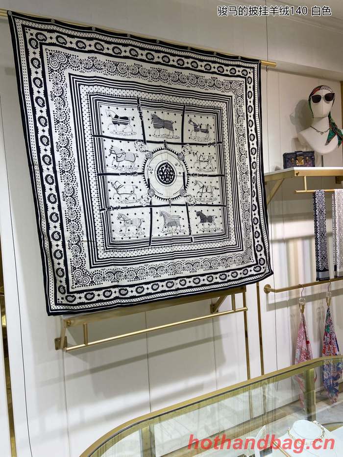 Hermes Scarf HEC00402 Hermes Scarf HEC00402