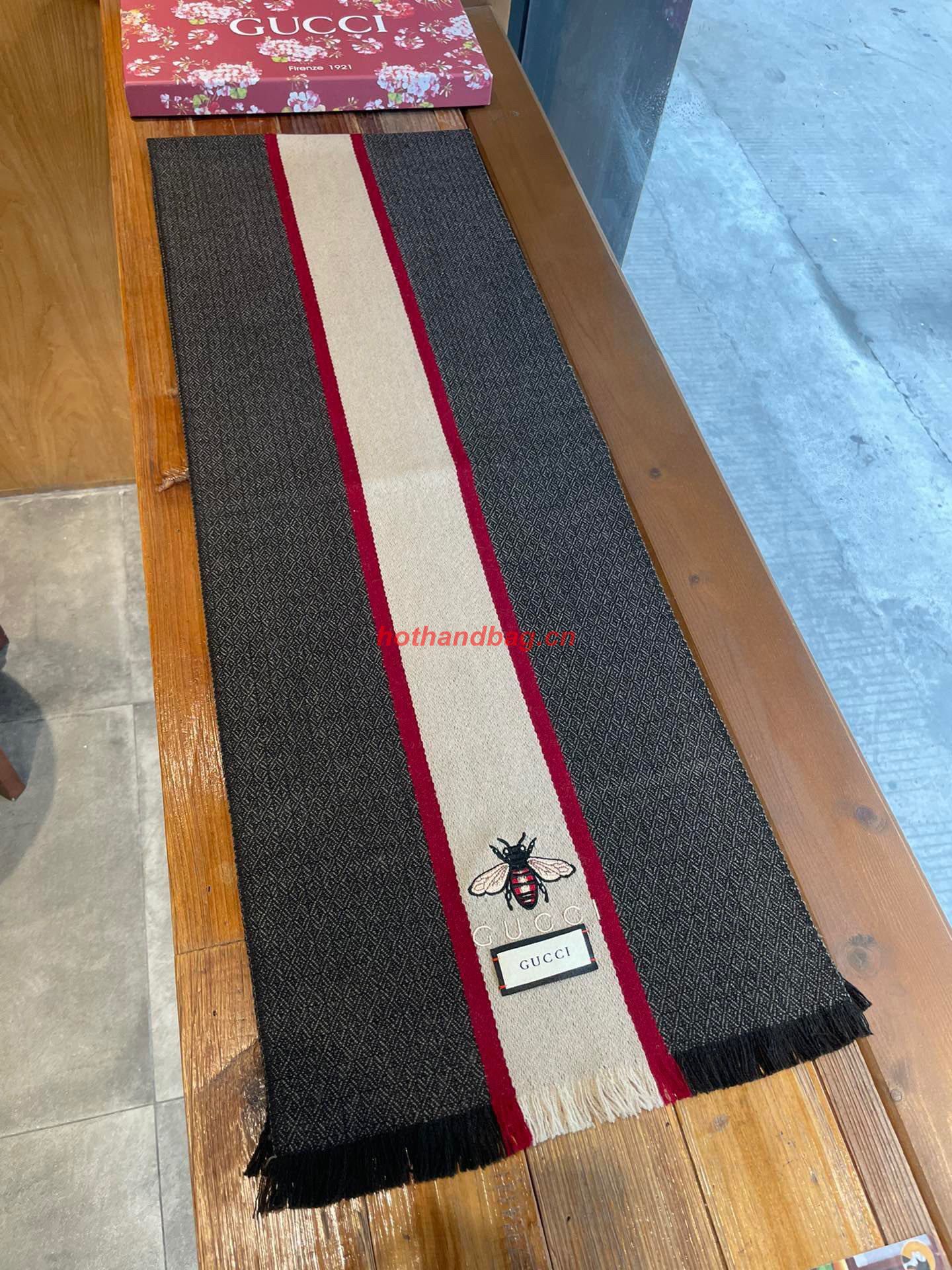 Gucci Scarf GG2357 Gucci Scarf GG2357