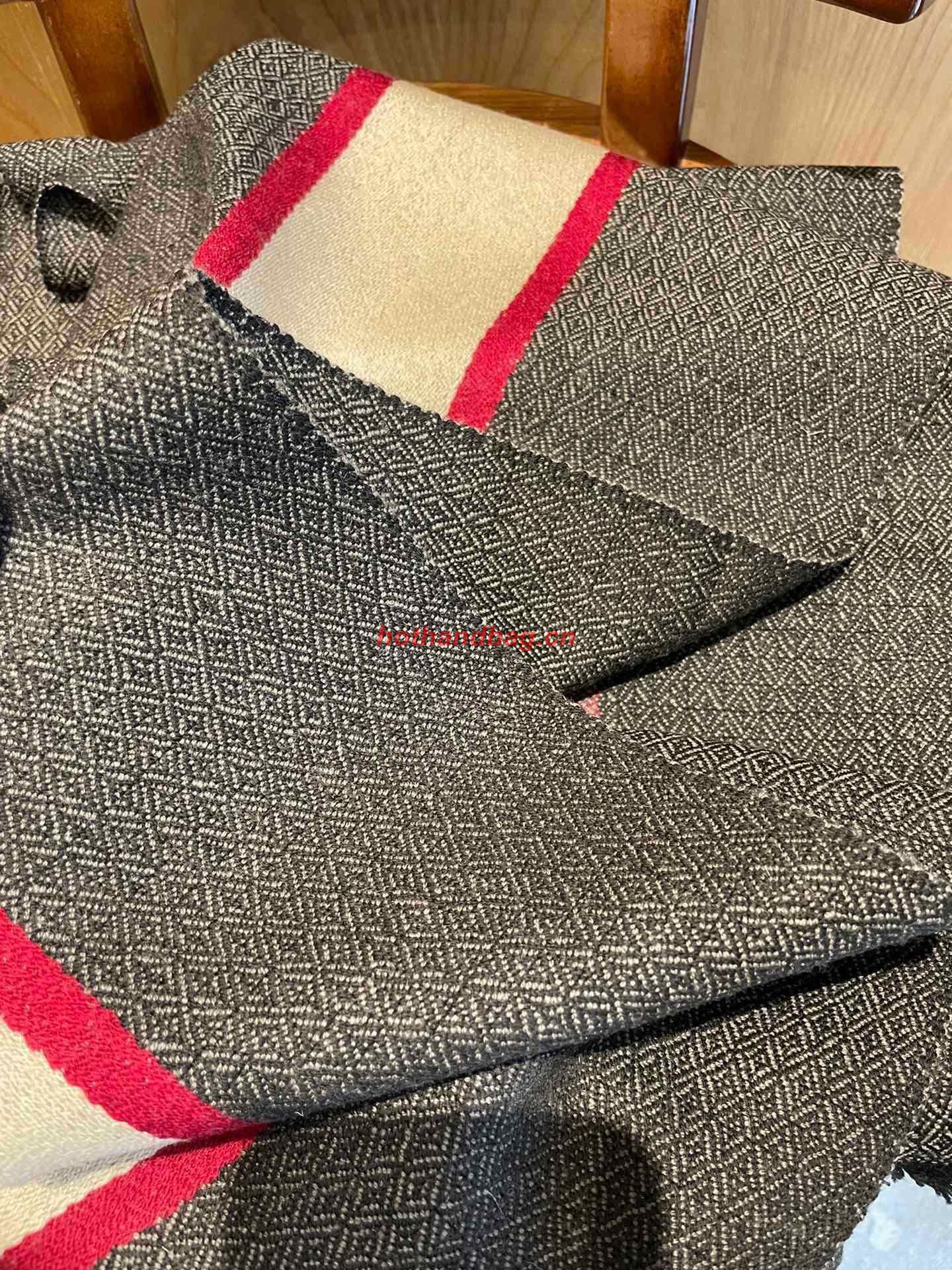 Gucci Scarf GG2357 Gucci Scarf GG2357