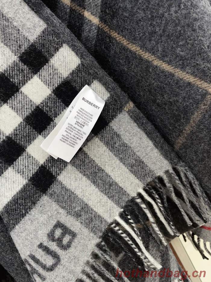 Burberry Scarf BBC00126 Burberry Scarf BBC00126