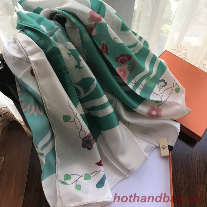 Hermes Scarf HEC00630 Hermes Scarf HEC00630