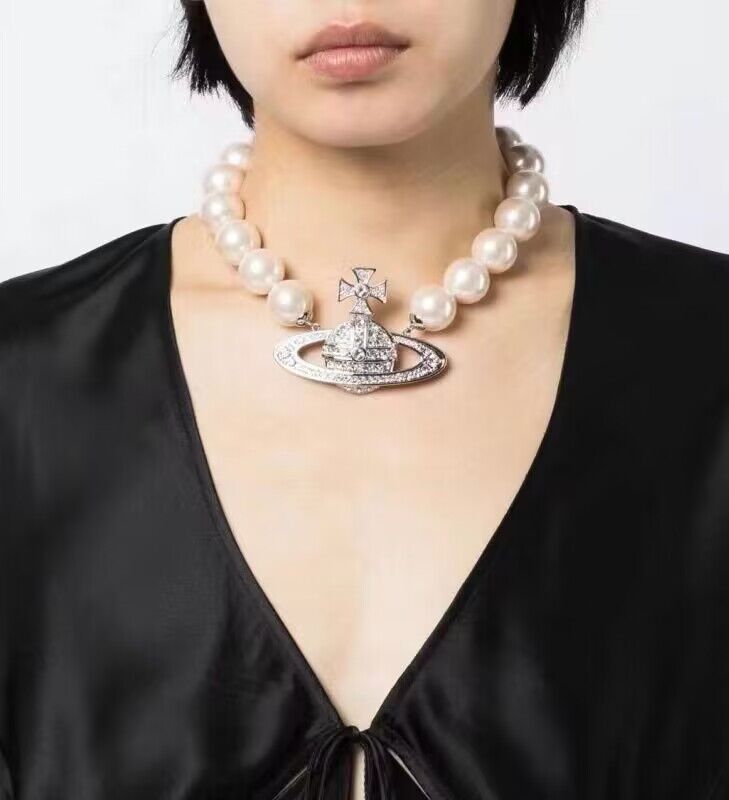 Vivienne Westwood Necklace VW90320 Vivienne Westwood Necklace VW90320