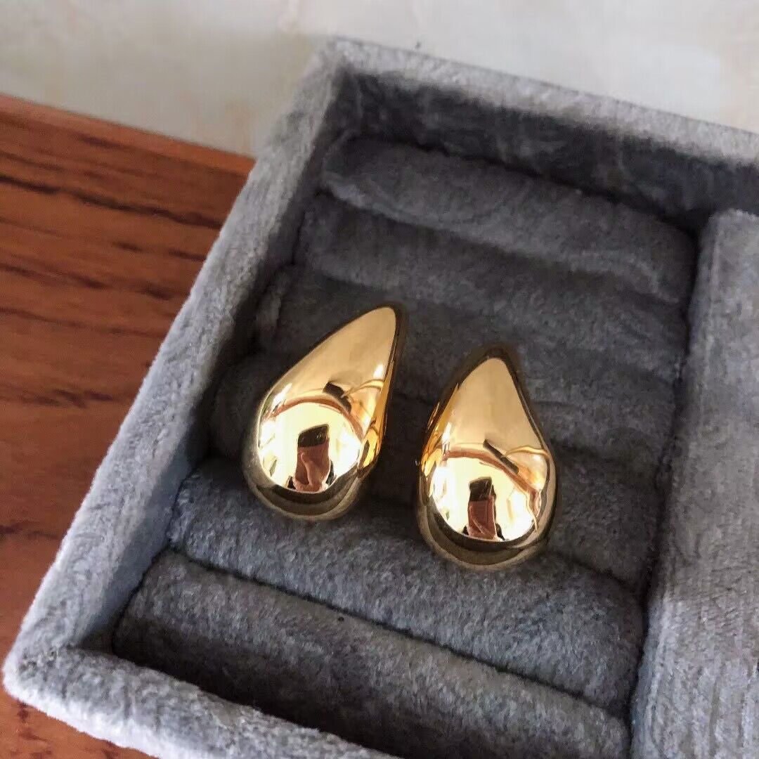 Bottega Veneta Earrings BV56223 Gold Bottega Veneta Earrings BV56223 Gold
