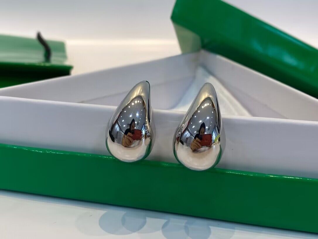 Bottega Veneta Earrings BV9011 Silver Bottega Veneta Earrings BV9011 Silver