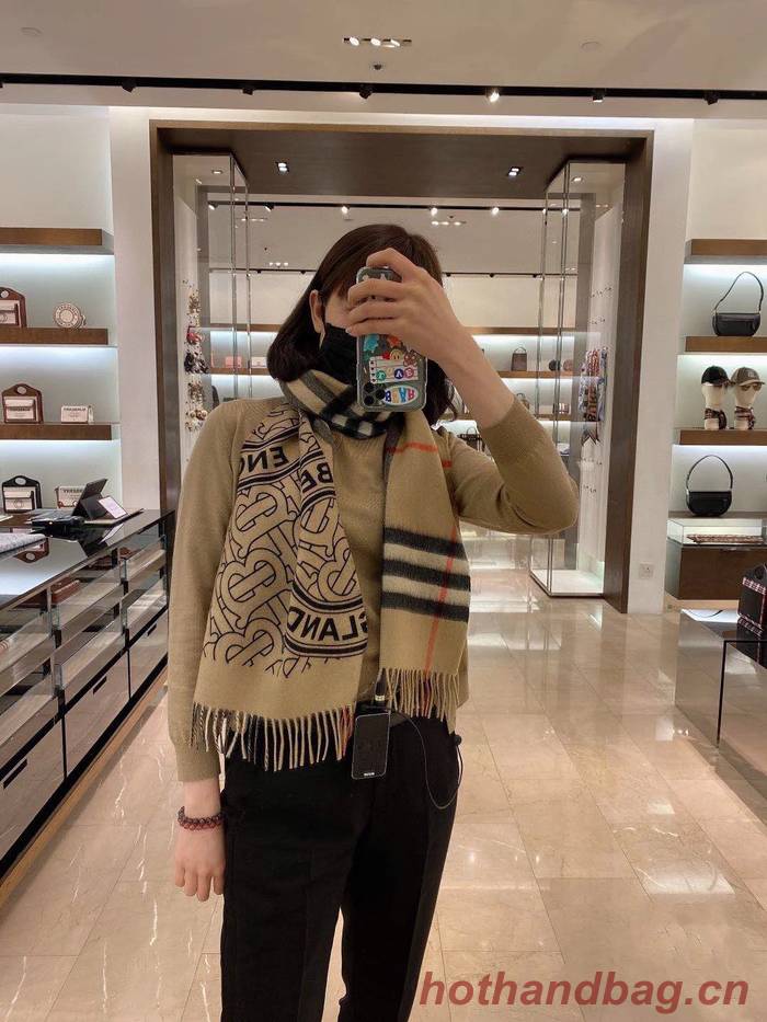 Burberry Scarf BBC00132 Burberry Scarf BBC00132