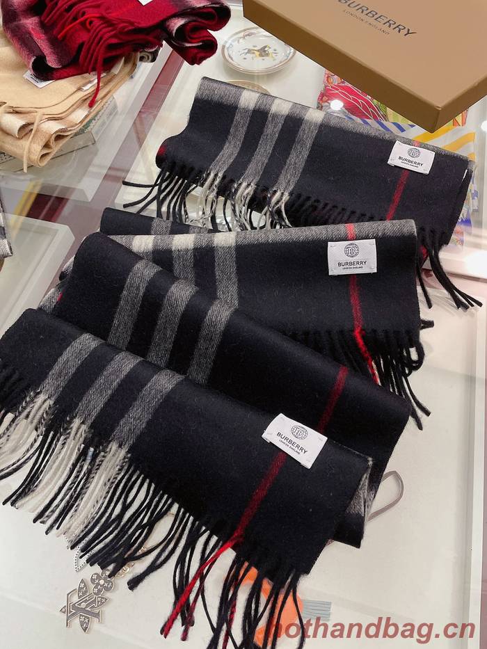 Burberry Scarf BBC00133 Burberry Scarf BBC00133